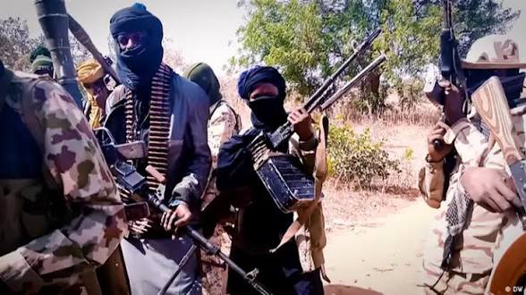 SECURITY EXPERTS WARN NIGERIANS AGAINST ACCEPTING CASH GIFTS FROM BANDITS ON SOCIAL MEDIA